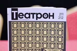 1000072517 1000072517